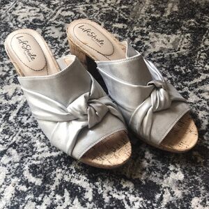 Life Stride Women's Silver Knotted Mules